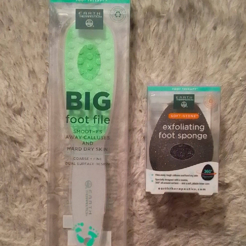 Green Foot File and Exfoliating Sponge Set